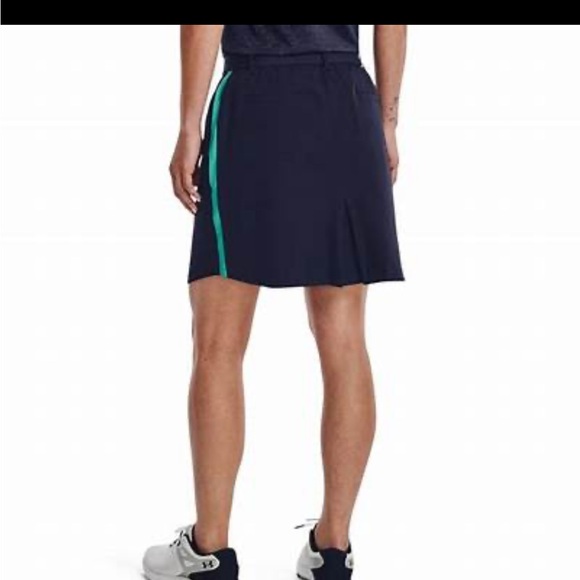 Under Armour Ladies Golf Skort.  Washed and worn once. - Picture 7 of 7